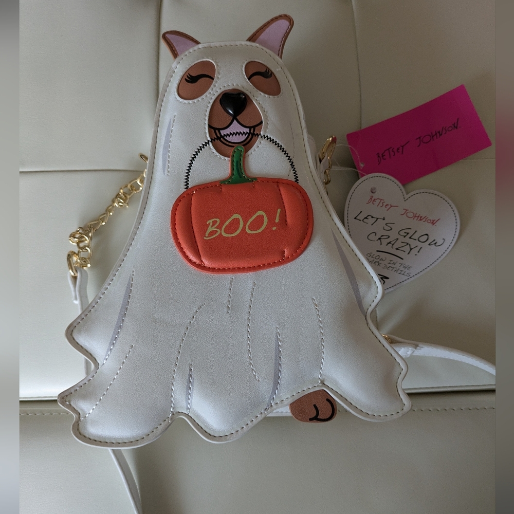 NWT Betsey Johnson Dog Kitch "Trick Or Treat Ghost "Glow in the dark Bag - Picture 8 of 16